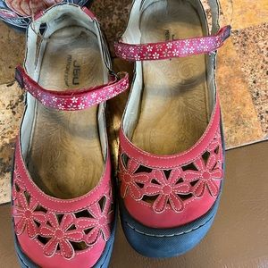 JBU red Mary Janes Women size 8